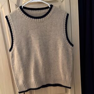 SHEIN Gray Sleeveless Sweater with Black Trim